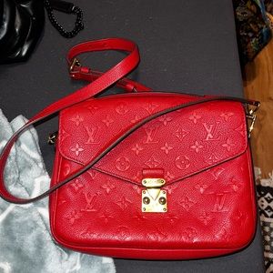 Louis Vuitton Métis Pochette